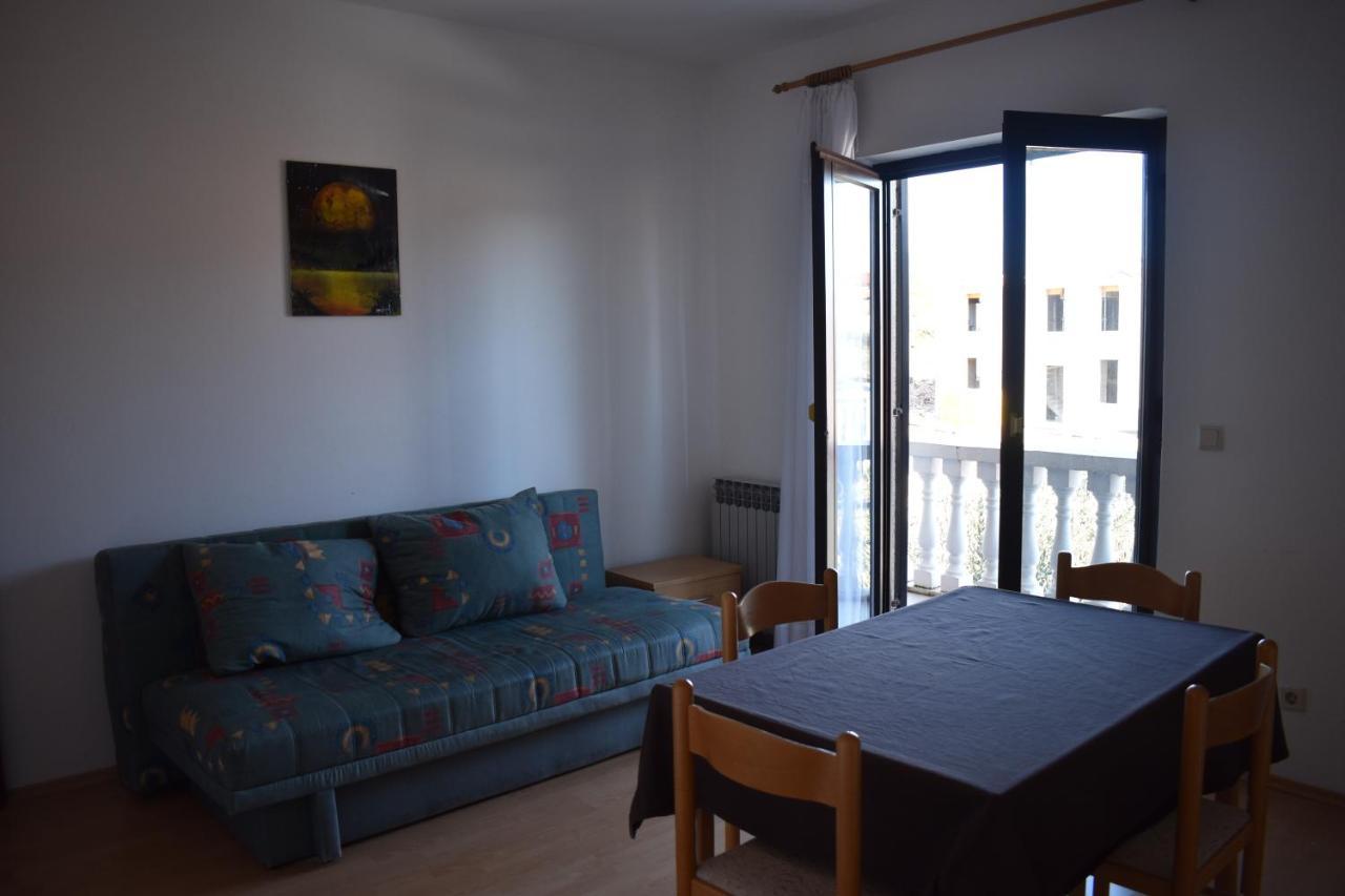 Apartmani Rade ヴォディツェ エクステリア 写真